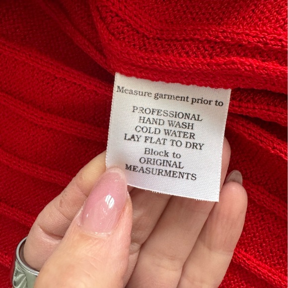 ST. JOHN by Marie Gray Red/Navy knit cardigan size 10 - Picture 8 of 8